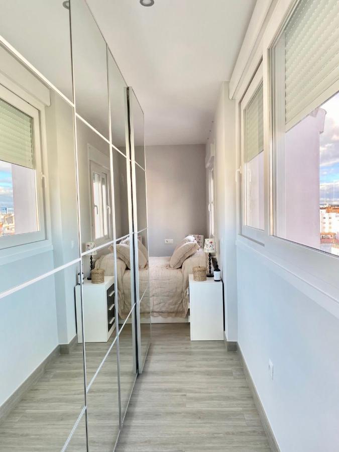Apartamento Luxury Attics Avenida Italia Parking Incluido Huelva Exterior foto