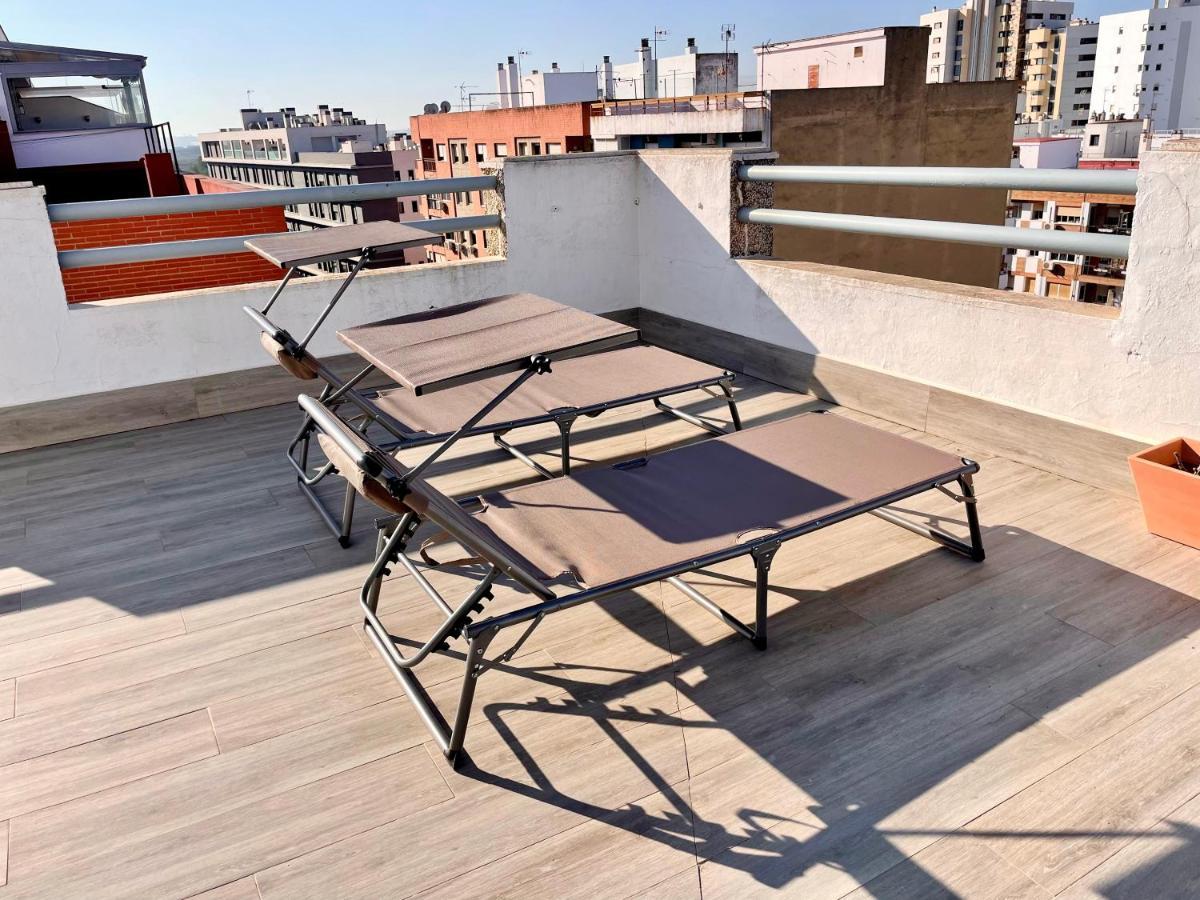 Apartamento Luxury Attics Avenida Italia Parking Incluido Huelva Exterior foto